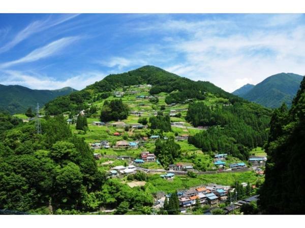 四国旅行のhub拠点 古民家ゲストハウス Heso Camp Мійоші Екстер'єр фото